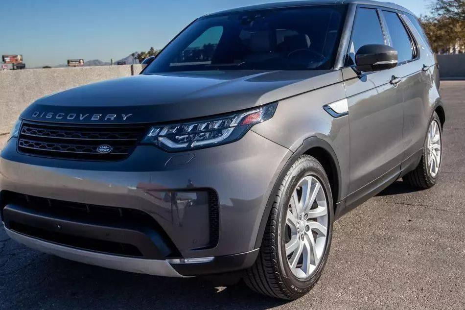 LAND ROVER DISCOVERY 2017 SALRRBBV6HA010967 image